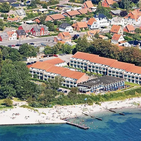 4 Person On A In Lejlighed *