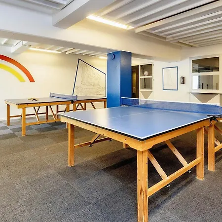 Apartamento 4 Person On A In *